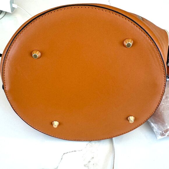 The Bucket Hobo Brown Vegan Leather Bag & Wallet - New with Tags - Picture 8 of 8